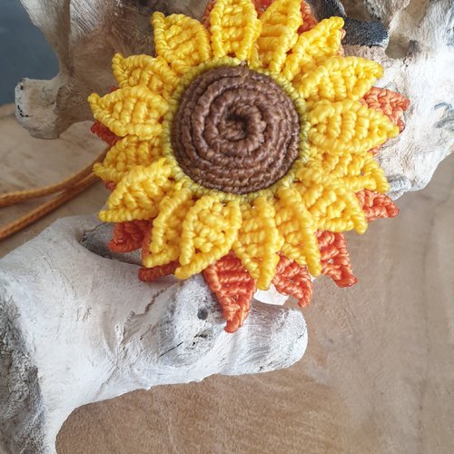 Collier double tournesol