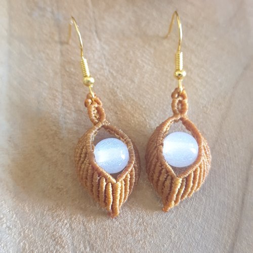 Boucles d'oreilles gouttelettes brune