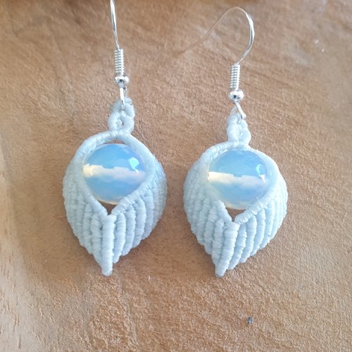 Boucles d'oreilles gouttelettes bleu & pierres de lune