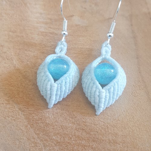 Boucles d'oreilles gouttelettes bleu
