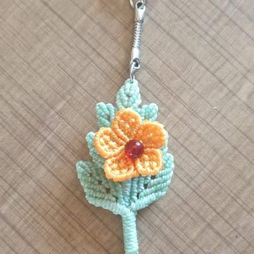 Porte-clés fleur jaune