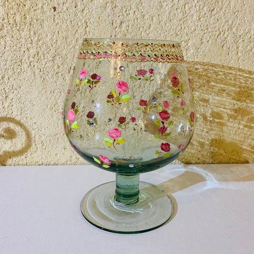 Vase en verre style shabby chic fleuri, peinture sur verre, objet décoratif chic,