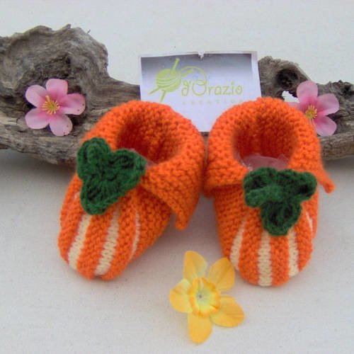 Chaussons Bebe Citrouilles Tricotes Main Un Grand Marche