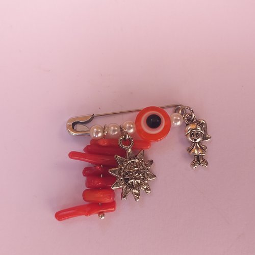 Broche argenté en acier inoxydable, oeil turc rouge, bijoux porte bonheur en corail rouge, perles d'eau douce, breloques