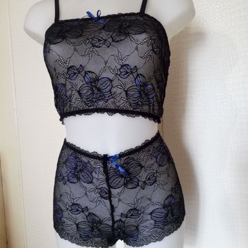 Ensemble lingerie caraco+boxer en dentelle  extensible noir /bleu ;taille disponible; 38/40 .