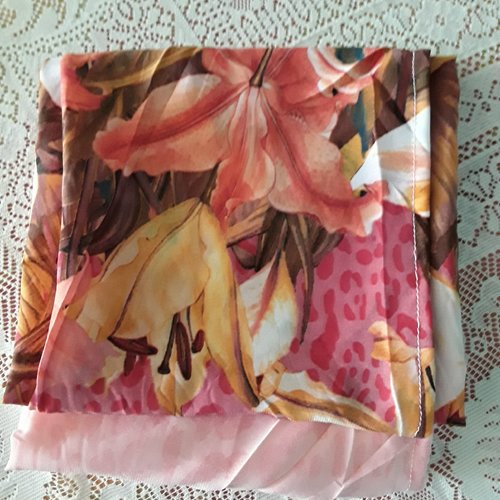 Foulard d'été écharpe en  crepe mousseline rose/ marron/jaune