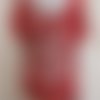 Tunique grande taille en crèpe mousseline blanc rouge taille 40/42 longueur 77 cm.