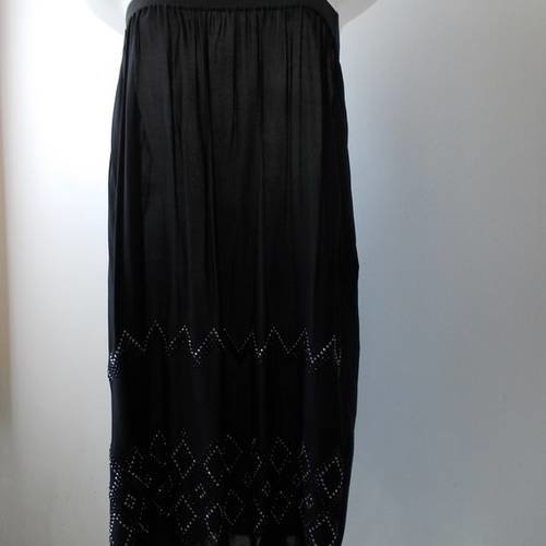Robe tunique sans manches en coton noir motifs strass en v taille 40/42/44 longueur 77 cm.