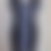 Robe moulante, tunique mi longue en jersey noir blanc et bleu taille 38/40 longueur 82 cm