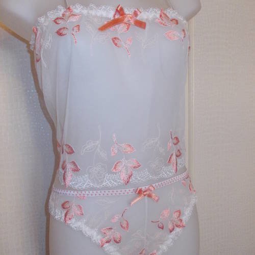 Ensemble -lingerie détente caraco+culotte en dentelle et broderie  sur tulle blanc fleurs roses/saumons taille 42.