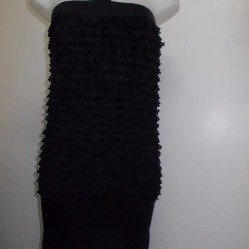 Robe bijoux de soirée courte en jersey noir bretelles réglables taille 38/40/42 longueur 86 cm.