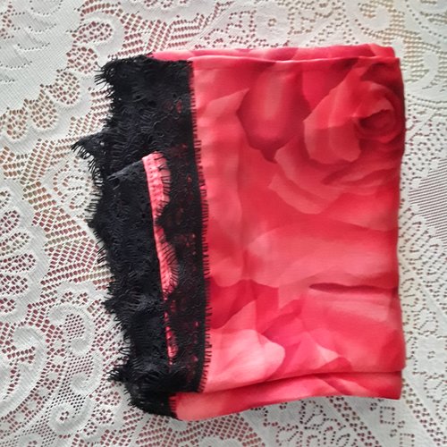 Foulard d'été écharpe en satin de soie et dentelle rouge -noir