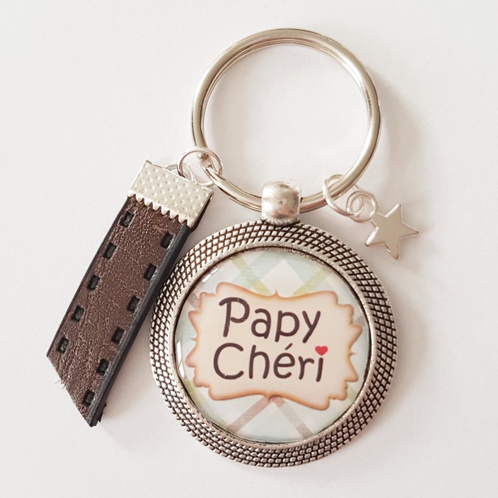 Porte Clef Papy Cheri Etoile Cuir Idee Cadeau Grand Pere Anniversaire Fete Des Papys Un Grand Marche