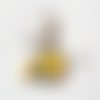 Porte-clef "super animatrice" pompon blanc , breloque fleur et crayon jaune idée cadeau remerciements