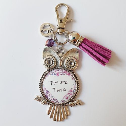 Porte clés future tata petits pieds de bébé liberty pompon violet /  idée cadeau noël fête anniversaire tante