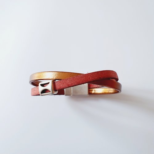 Bracelet femme cuir cuivre métallisé et rouge fermoir aimanté magnétique taille personnalisable idée cadeau anniversaire
