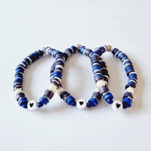 Trio mere / fille bracelets heishi bleu foncé bleu roi blanc cœur elastique - idée cadeau fête des mères anniversaire maman enfa