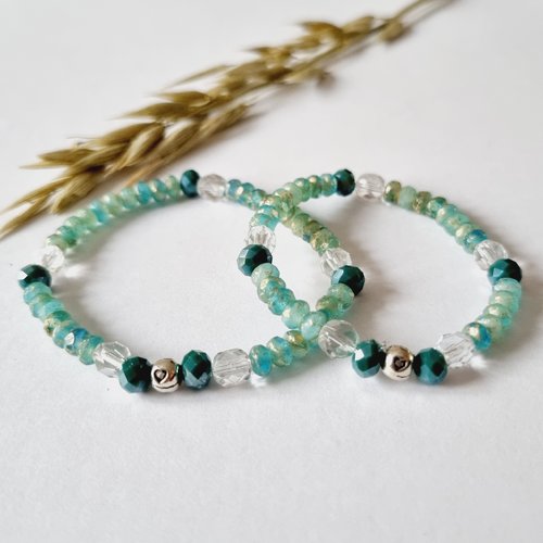 Duo mere / filles bracelets perles vert clair vert d'eau transparent petit coeur argenté élastique