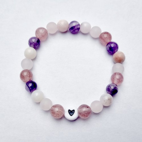 Bracelet enfant améthyste quartz fraise rose et mat pierres naturelles coeur