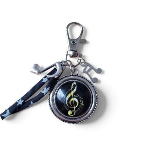 Porte clés musique liberty étoile notes noir blanc gris idée cadeau musicienne professeur de musique noël anniversaire