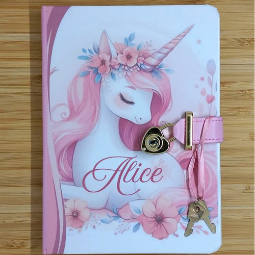 Journal intime personnalisé - motif licorne