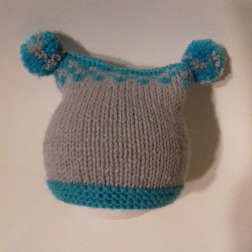 Bonnet pour bébé bleuet gris avec 2 pompons