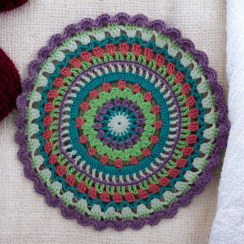 Napperon au crochet de 24 cm fait main