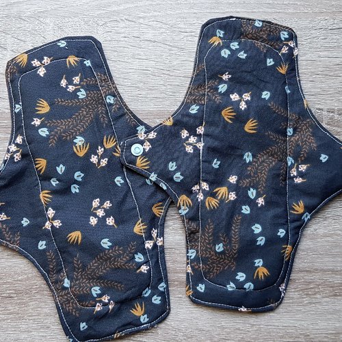 Serviettes protections hygiéniques lavables coloris bleu fleuri lot de  2 coton oeko tex pul et microfibre de bambou