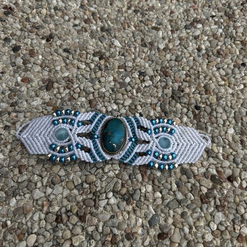 Manchette macramé et turquoise