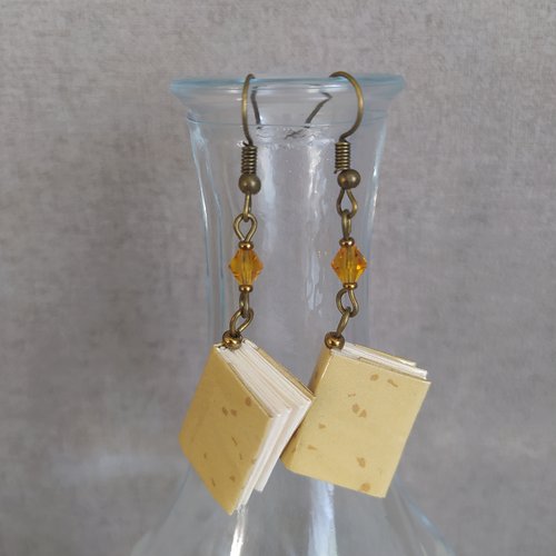 Boucles d'oreilles livre, papier, origami