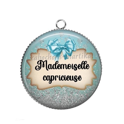 Pendentif cabochon capricieuse