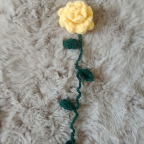 Marque-page au crochet "rose jaune" - pièce artisanale unique