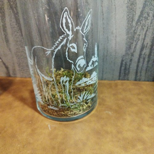 Vase ou photophore en verre gravé à la main - âne et paysage champêtre