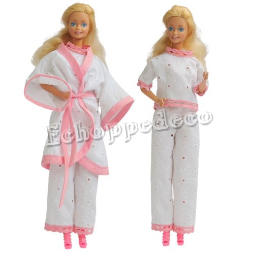Barbie " ensemble daphne "  4 pièces