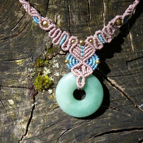 Collier artisanal macramé bohème - pendentif donut aventurine –  taupe, bleu canard, vert d'eau - bijou unique fait main.