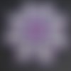 Napperon petite fleur rose et violet en perles