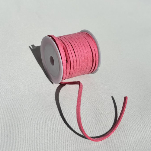 1 m cordon plat 3 mm rose en suédine