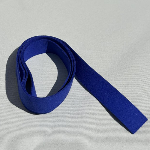 90 cm de cordon plat 2 cm largeur bleu roi  en suédine