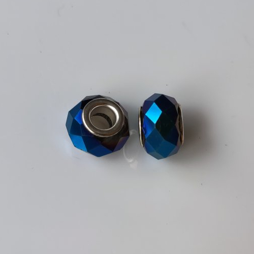 Lot de 2 perles européennes a facette bleu