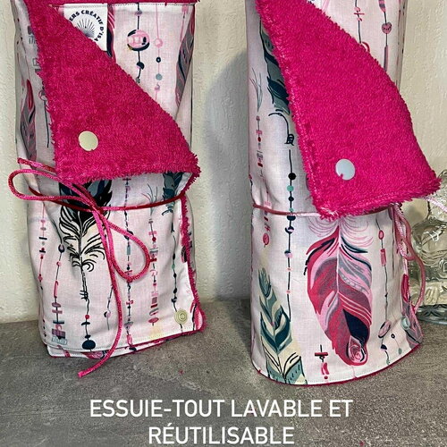 Essuie-tout en tissu lavable et réutilisable 7 carrés de 24cm de coté motif plumes