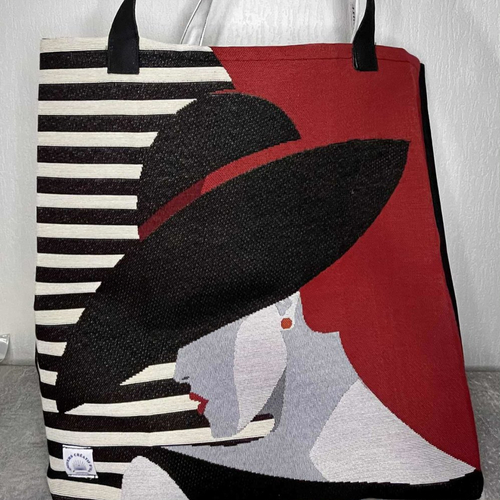Sac cabas  38 x47 cm - création arisanale - l’élégante au chapeau