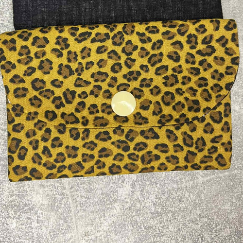 1 porte-cartes en tissu à 3 compartiments 11.5x7.5 - léopard et noir - l'univers créatif d'isa