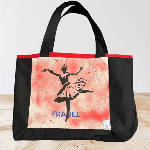 Grand tote bag street art “fragile” – création originale peinte à la main -  création unique et écoresponsable