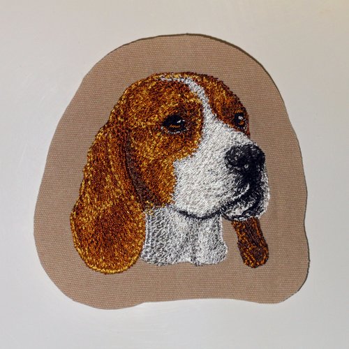 Écusson patch brodé beagle applique thermocollant broderie chien de chasse compagnie personnalisé bandana foulard harnais manteau