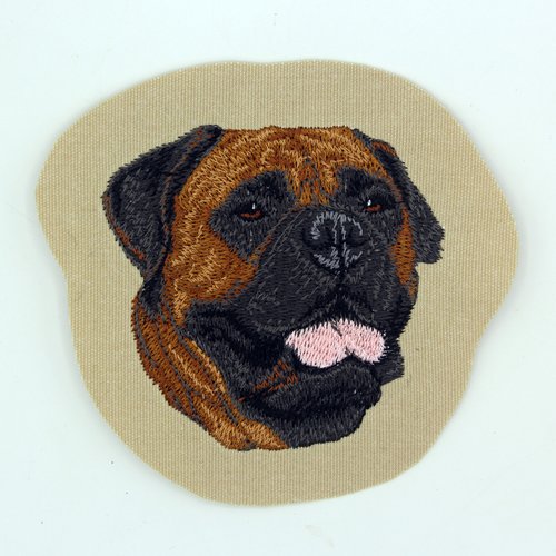 Écusson patch brodé bullmastiff applique thermocollant broderie chien dogue anglais personnalise textile vêtement sac déco masque