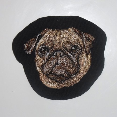 Écusson patch brodé pug applique thermocollant broderie chien de compagnie carlin ornement textile vêtement bagagerie sac tote bag