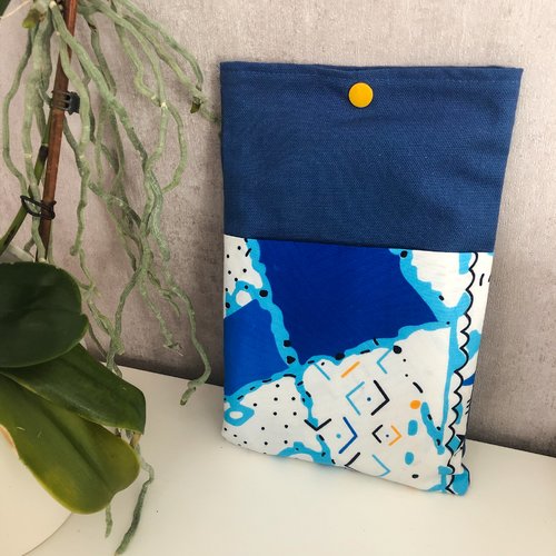 Pochette à livre de poche avec poche en wax bleutée
