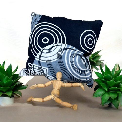 Mini coussin de voyage hypnotique