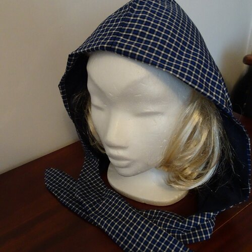 Capuche imperméable écossaise bleu marine