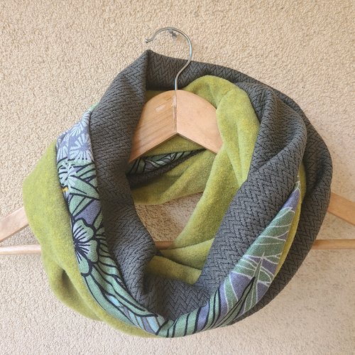 Snood  femme vert fleuri